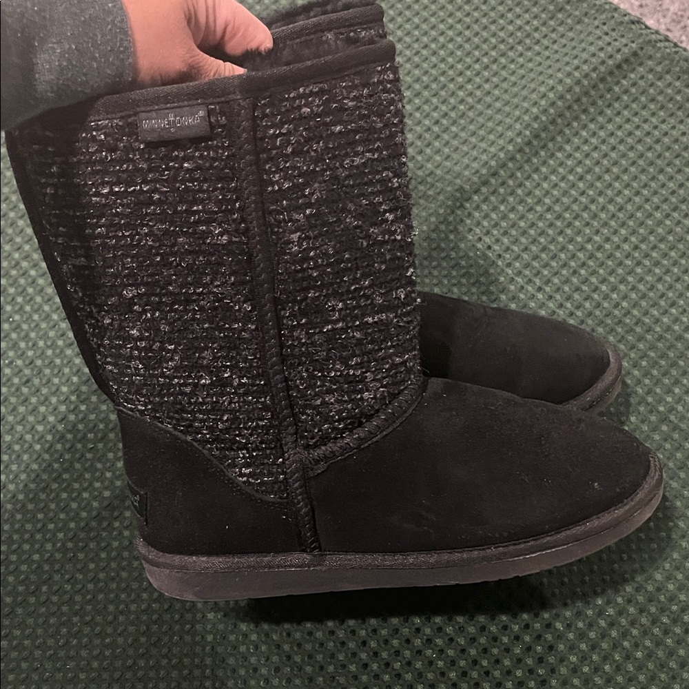 Minnetonka‎ boots Black Winter Boots size 9